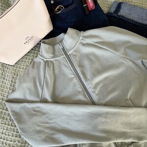 Skims Cropped Full Zip Jacket Size M